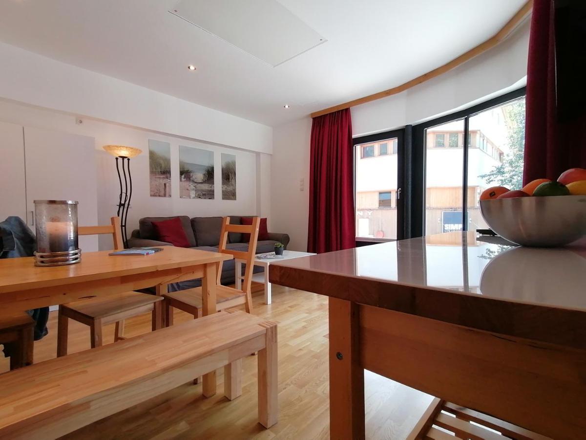 Mo'S Apartments 메이른호픈 외부 사진